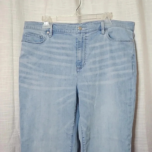 LANDS END JEANS - Picture 2 of 7